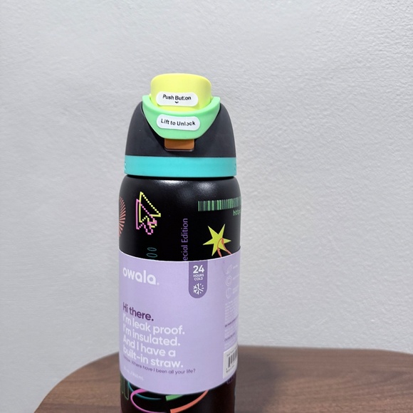 Limited Edition Glow in the Dark Owala Brand New 32 oz - Picture 3 of 3